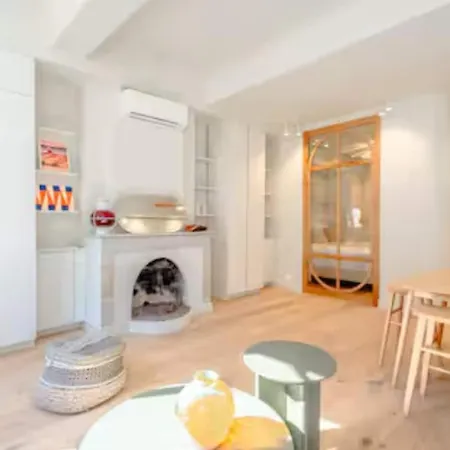 Apartment Petit Gambetta L Bright & Ac L Shellter-rentals *